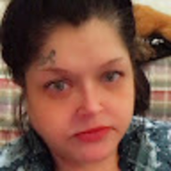 Meet your Posher, Kimberly - Picture 1 of 1